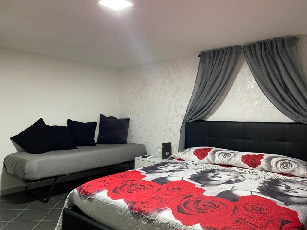 Apartamento Bella Mbriana Nápoles Exterior foto